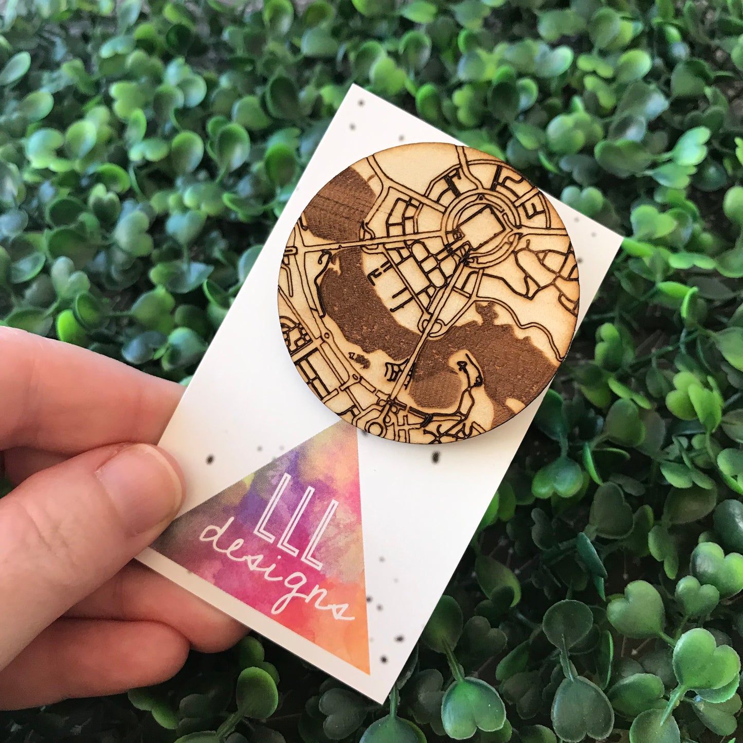 Centre of Canberra Etched Timber Brooch. ACT Australia