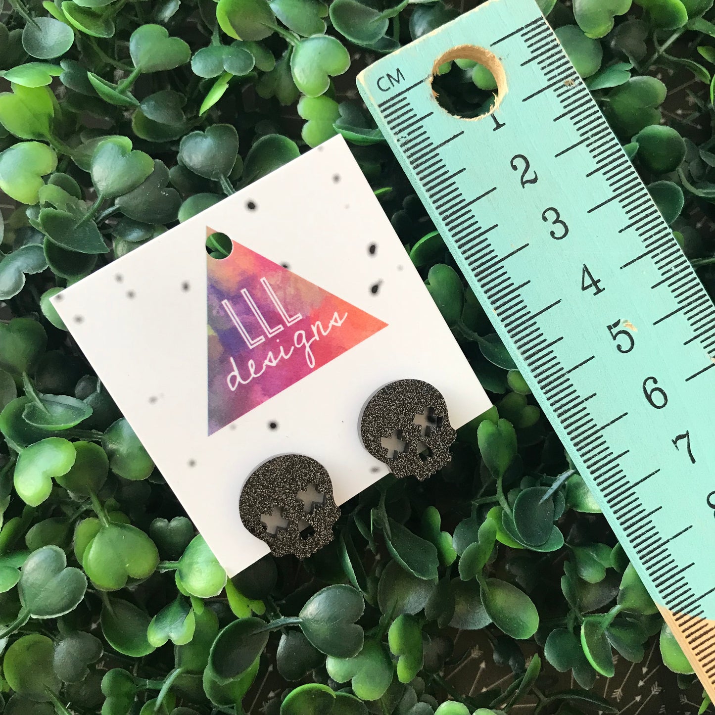 Skull Stud Earrings - Black Glitter Acrylic Earrings.