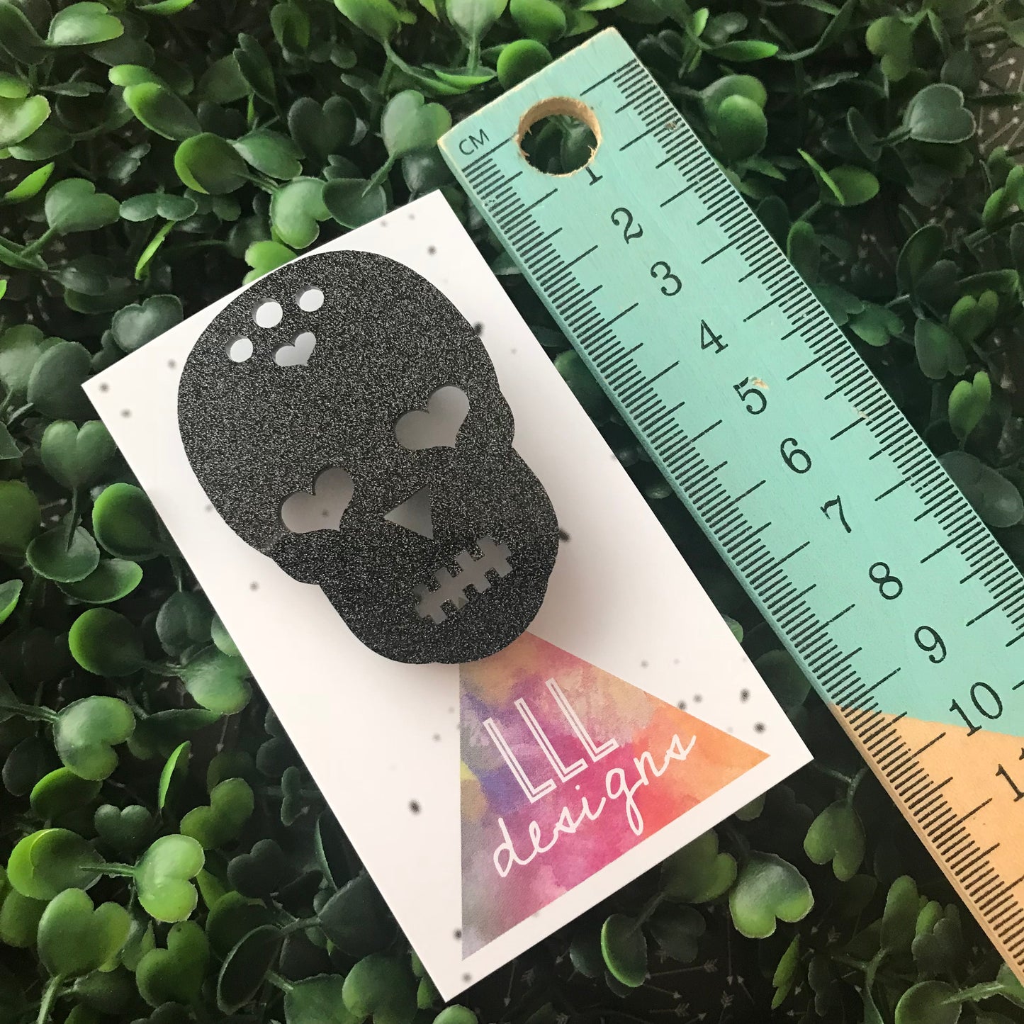 Glitter Black Sugar Skull Brooch. Featuring Love Heart Eyes.