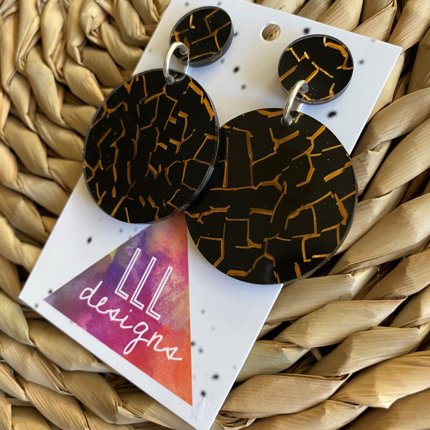Black & Gold Crackle Circle Dangle Earrings. Delightfully lightweight, making them a Dream to wear.