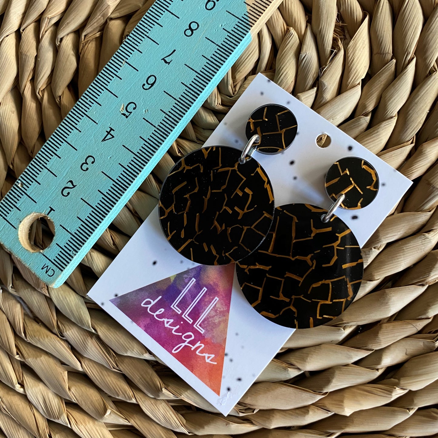 Black & Gold Crackle Circle Dangle Earrings. Delightfully lightweight, making them a Dream to wear.