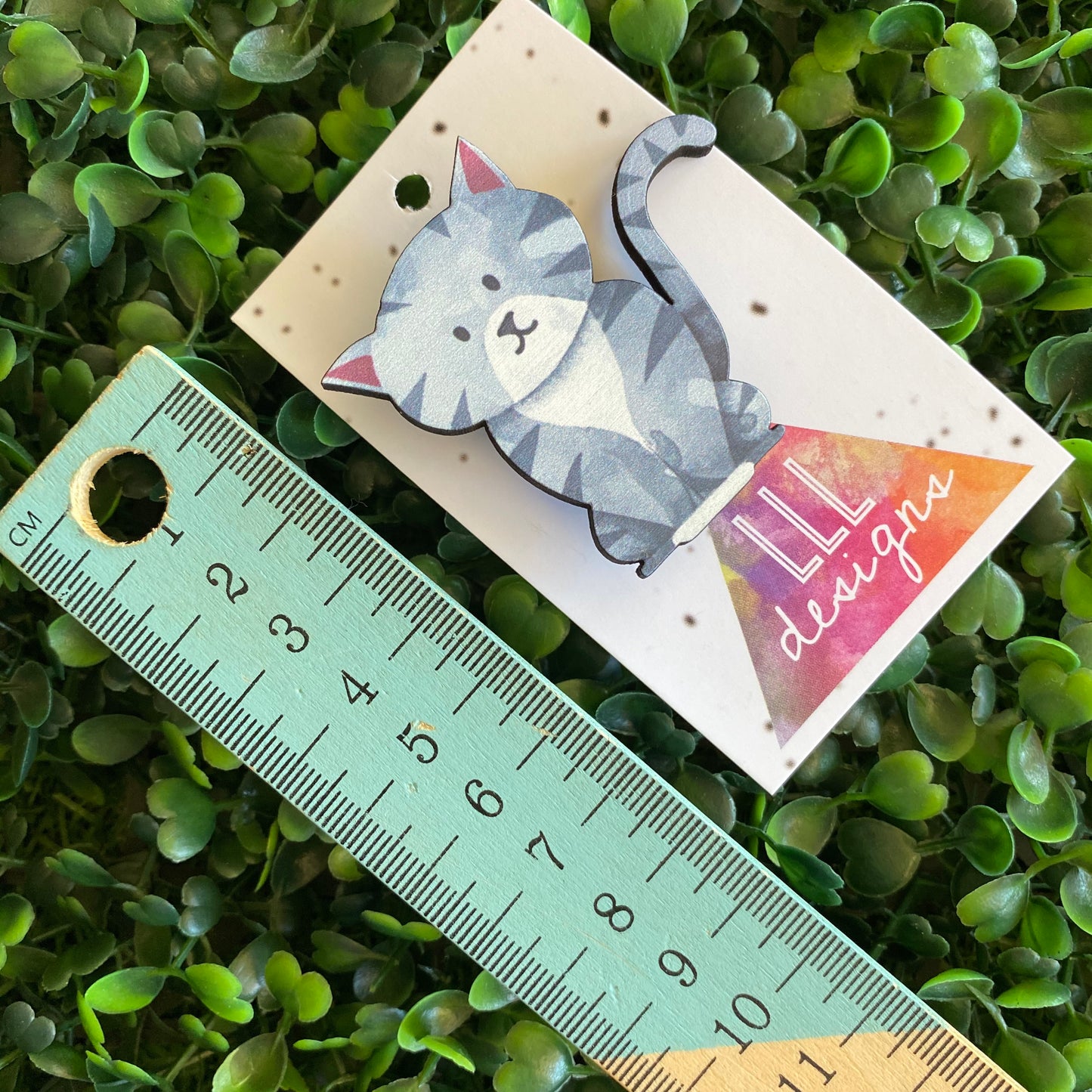 Cat Brooch. Super Cute Grey Printed Timber Kitty Cat Brooch.