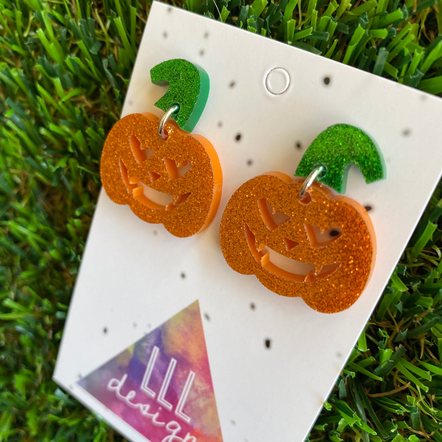 Pumpkin Earrings - Jack O Lantern Earrings - Glitter Orange Acrylic Jack O Lantern Dangles featuring Glitter Green Stem Tops. (Small)
