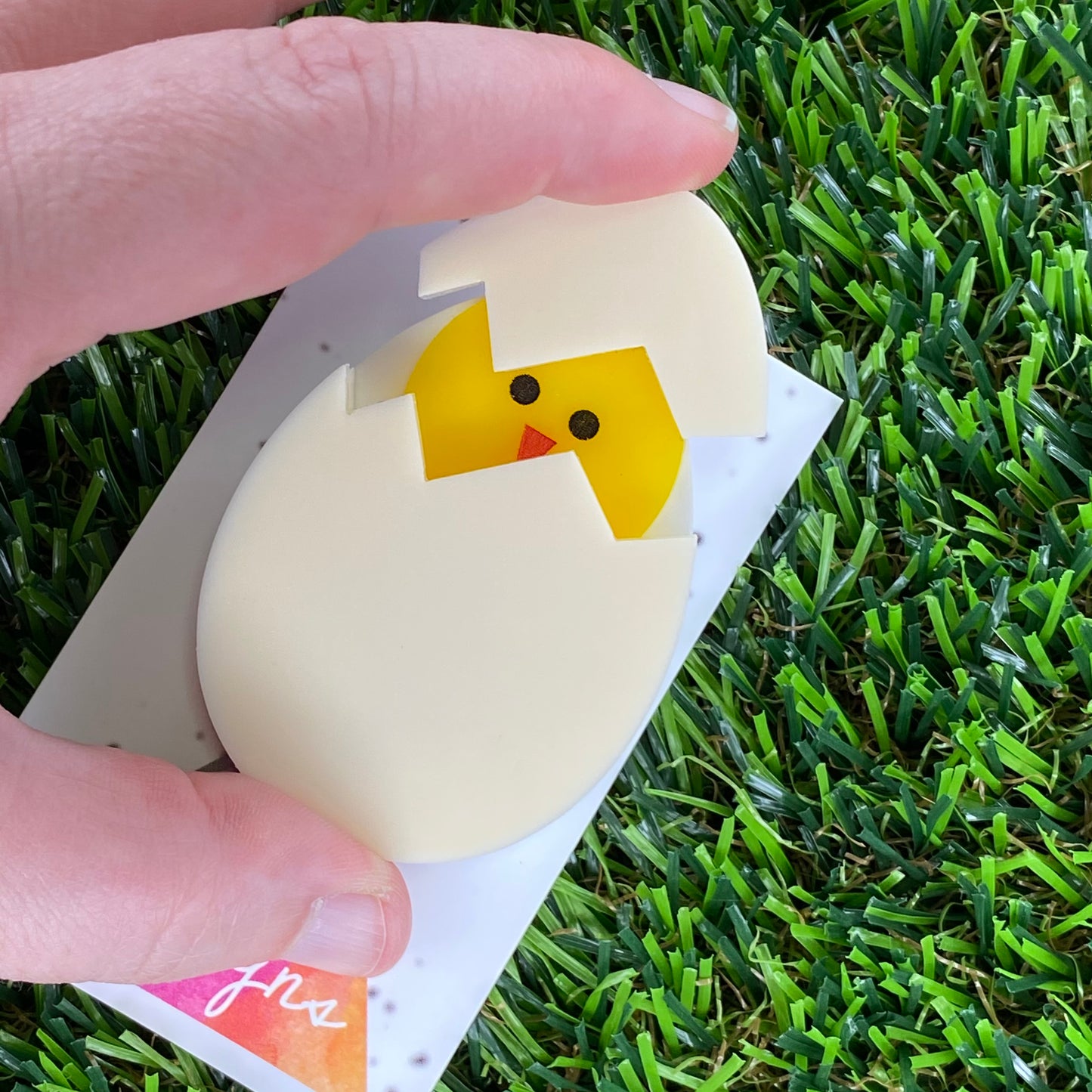 Easter Egg with Chick Pop-Up Brooch - In Beautiful natural Cream.