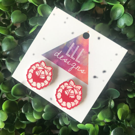 Christmas Wreath Stud Earrings - Beatuiful Detailed Little Wreath Earrings.