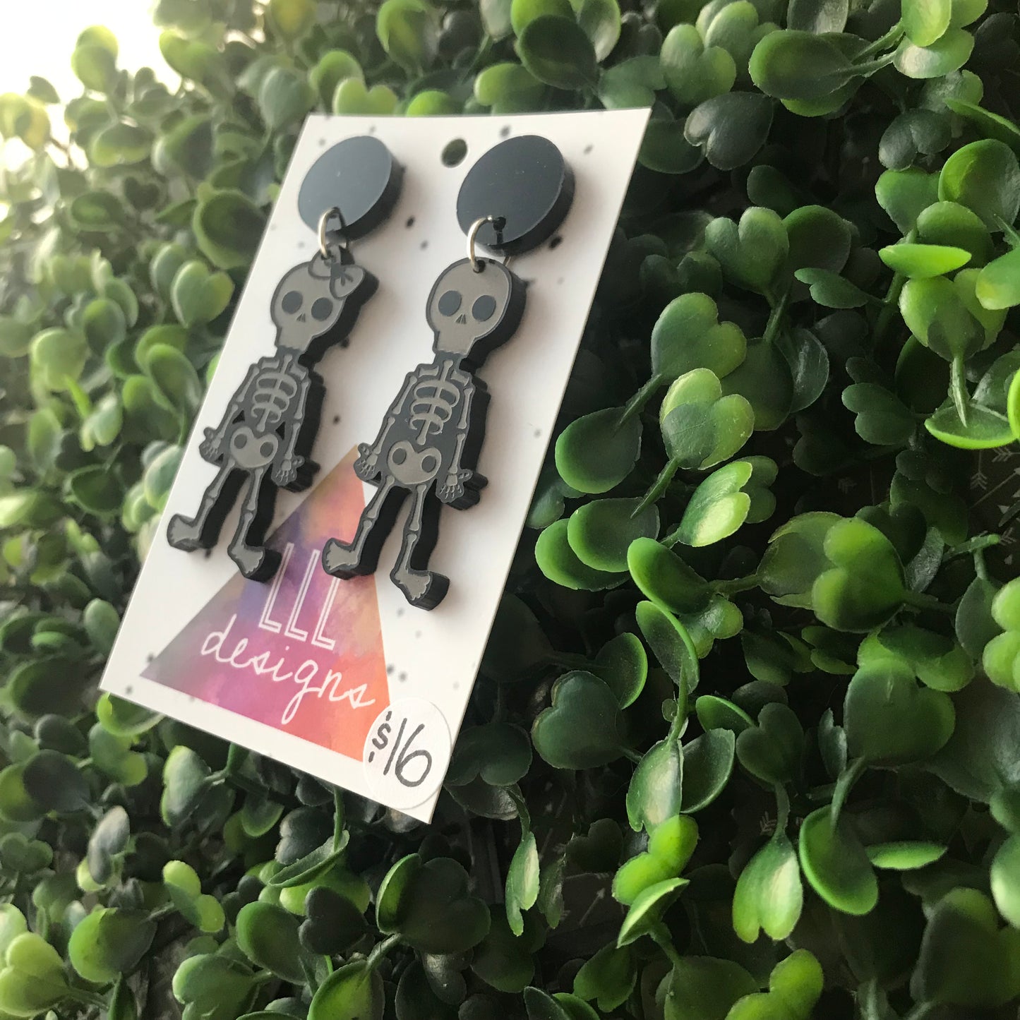 Skeleton Duo Dangles - Trick or Treat?