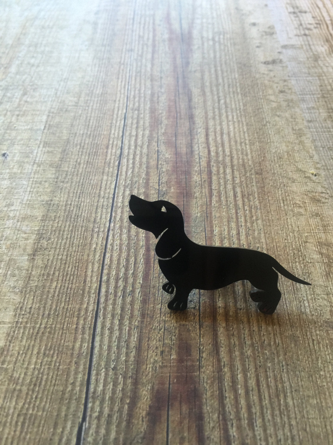 Super Cute Dachshund Brooch. Dachshunds Rock. I love Dachshunds. Sausage Dog Brooch. Dachshunds Rule. Puppy Brooch. Handmade Brooch. Quirky.
