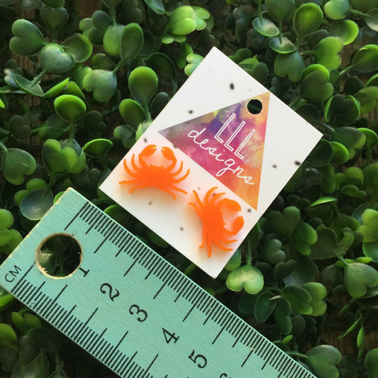 Crazy Crab Stud Earrings. Crabby Earrings. MMMM seafood...lol. I love crabs. Quirky Earrings. Life's too short to wear boring Jewellery.