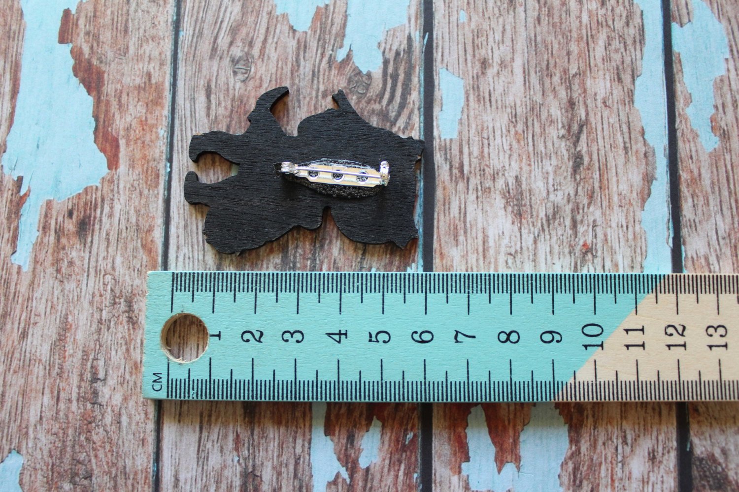 Quirky Cute Kitty Brooch - Badge. Crazy Cat Lady. I love Cats. Cats are the best. Life's too short to wear boring Jewellery.