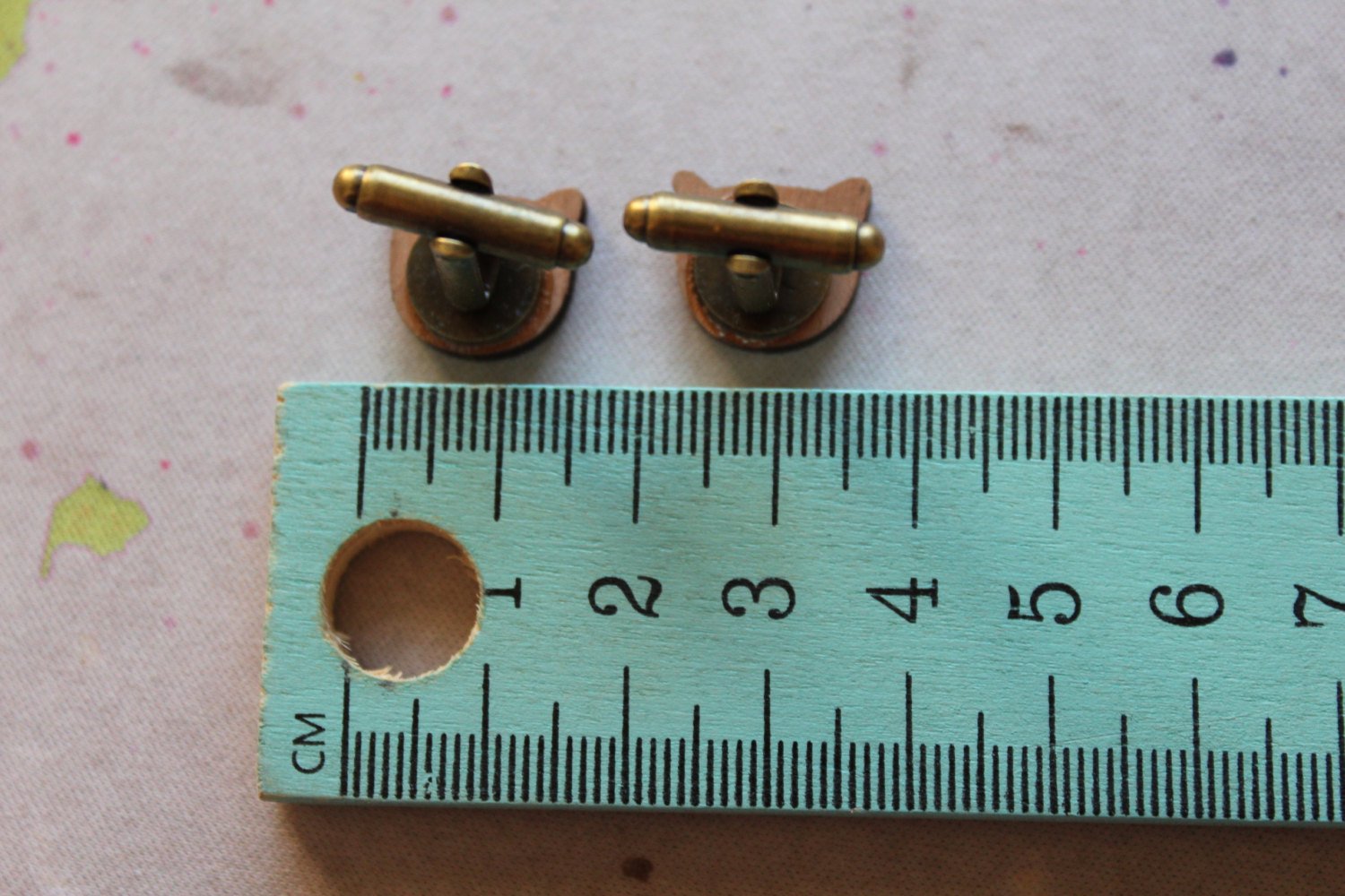 Itty Bitty Kitty "Robinson" Cufflinks. Cat Cufflinks. Kitty Cufflinks. Crazy Cat People. Life's too short to wear boring Jewellery.